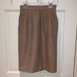 Petite silk and wool golden brown skirt. Anne Klein II.